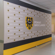 Displaywand gebogen 300cm bedruckt