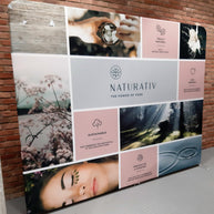 Werbewand Textil 250 mit Logodruck als Spondorenwand, Pressewand oder Messewand