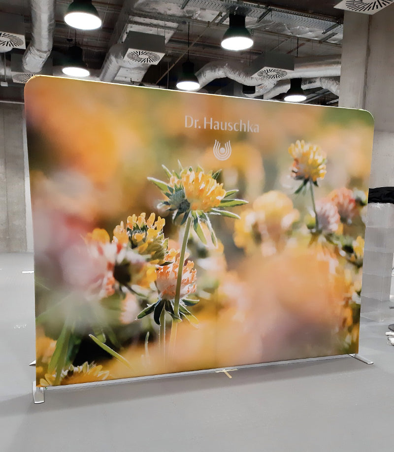 Sponsorenwand Alutextil mit Zippverschluss für Messe oder Event Indoor