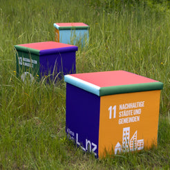 Sitzwürfel faltbar mit Branding