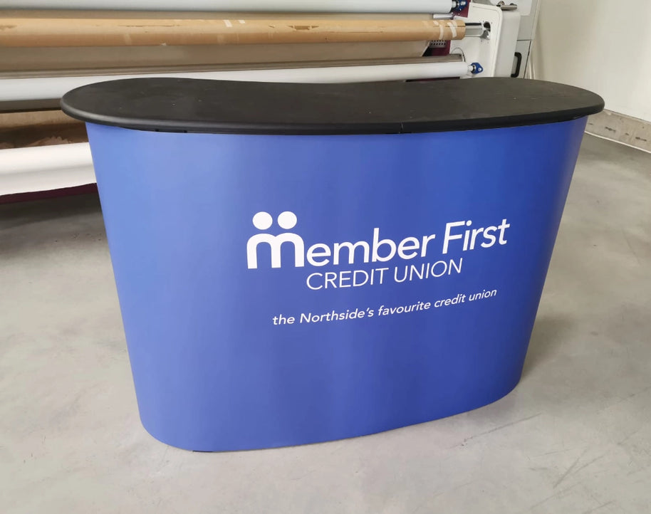 Pop-up C Messetheke bedruckt