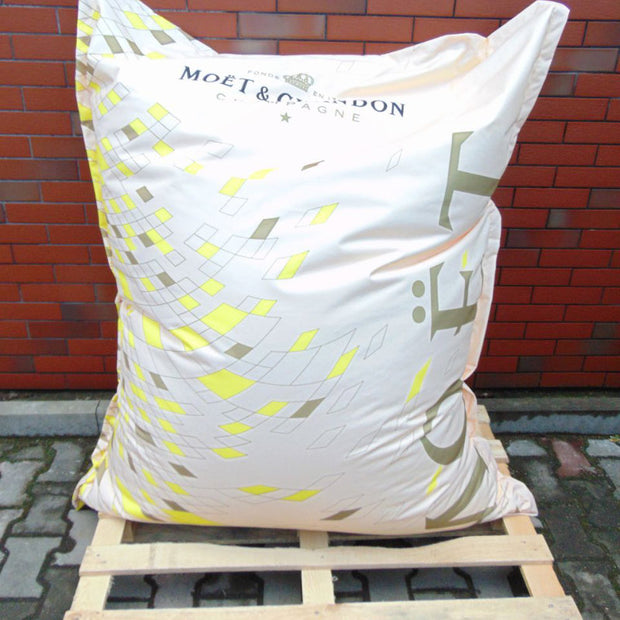 Sitzsack XL mit Logo bedruckt Outdoor Werbung Polyester B1