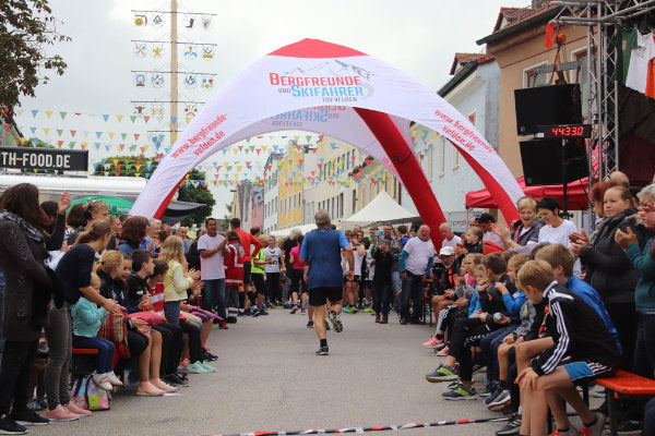 Luftdichtes Event Zelt mit Logo bedruckt