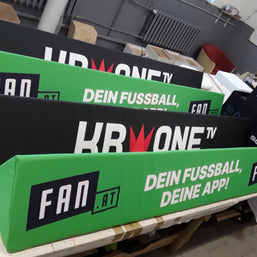 Schaumstoffbanden mit Logo