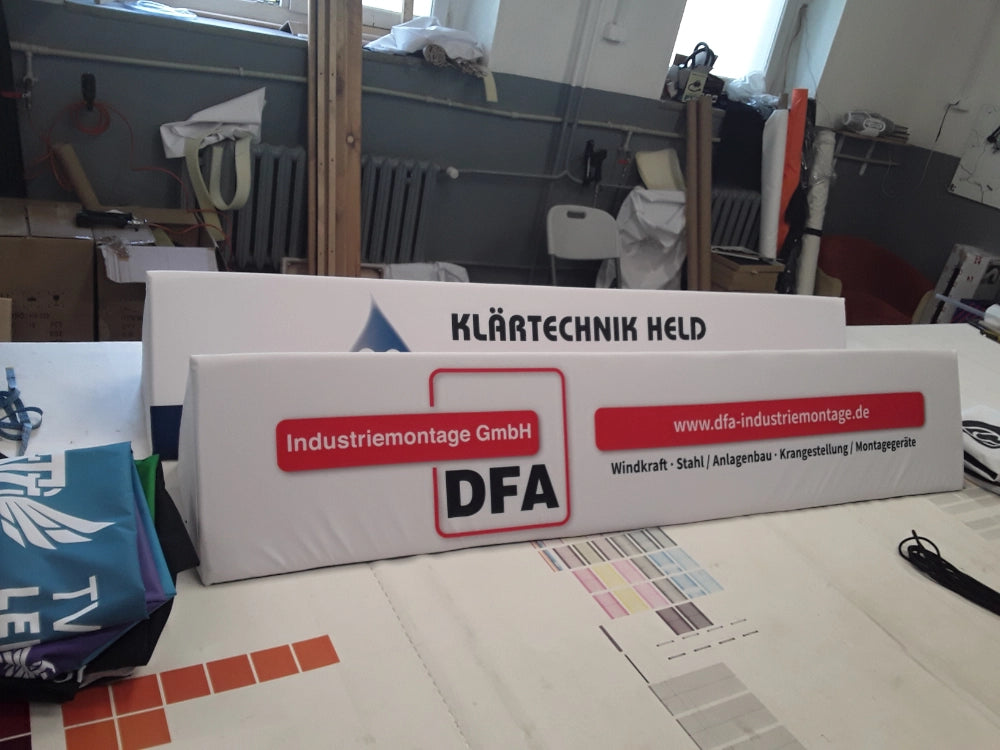 Werbebande für Fußballplatz Schaumstoff