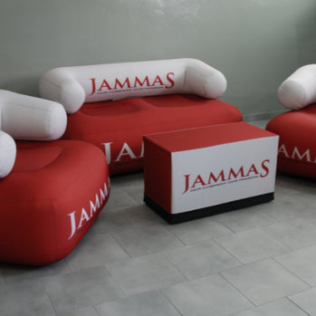 Aufblasbare Sessel und Sofa mit Logodruck