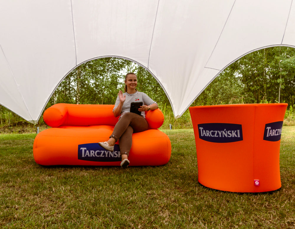 Aufblasbarer Sessel und Sofa mit Branding
