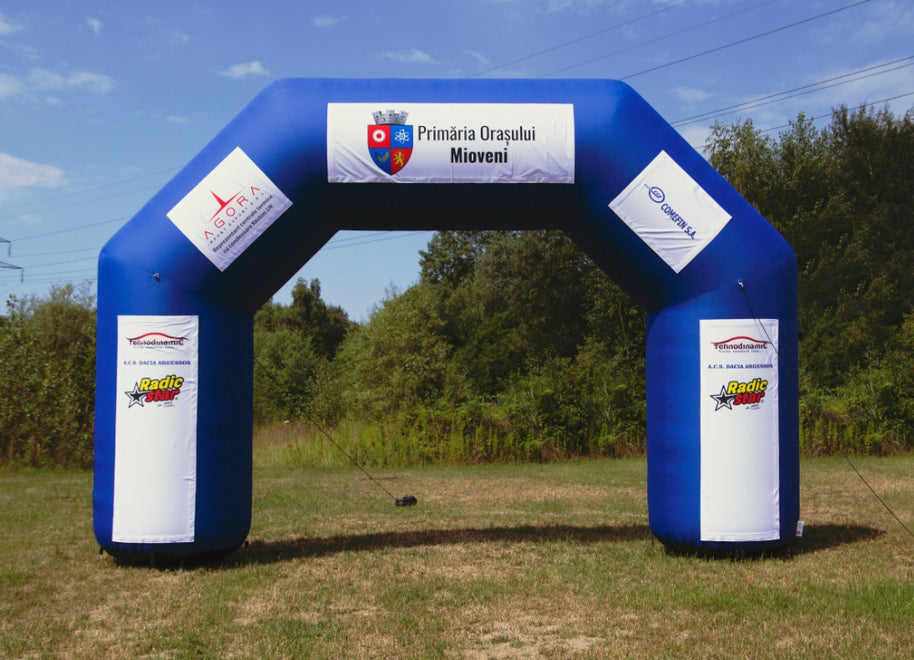 Torbogen Vieleck mit Klettbanner