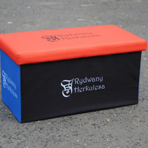 Faltbarer Sitzhocker mit Logodruck