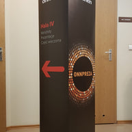 Totem 4-seitig 45x175cm bedruckt aus Karton