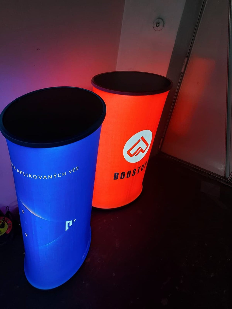 Ovale Messetheke LED bedruckt