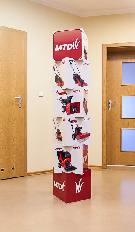 Totem aus Würfeln bedruckt