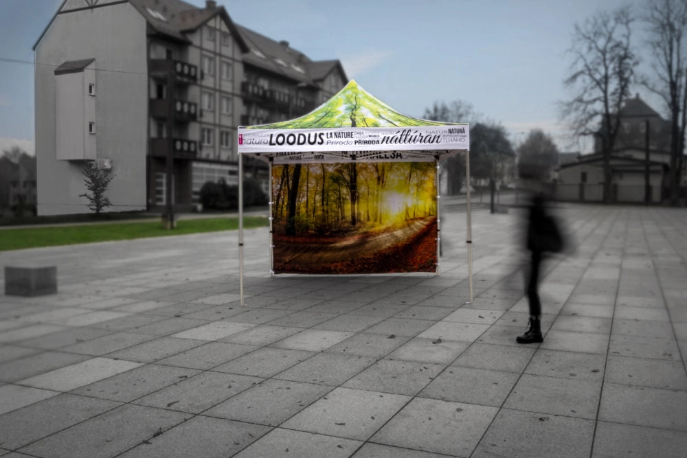 3x3m Faltpavillon mit bedruckter Rückwand