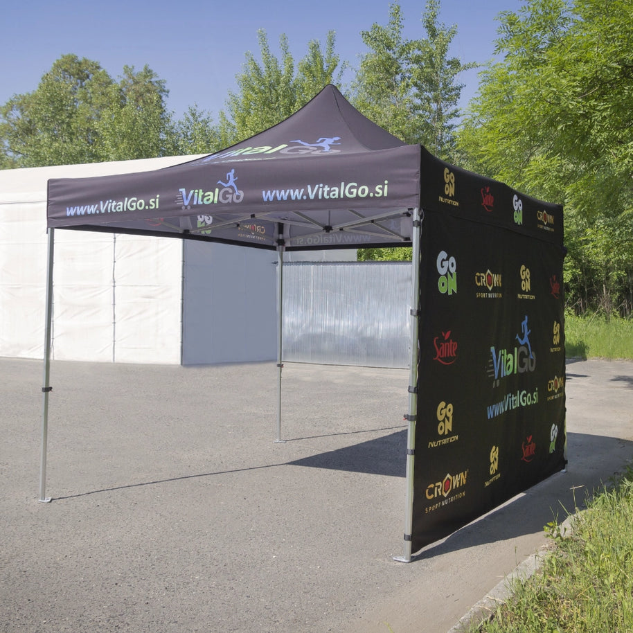Faltzelt 3x3 mit Rückwand und bedrucktem Dach